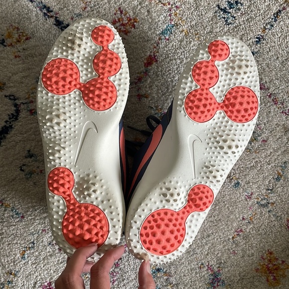 Nike Golf - Picture 2 of 4